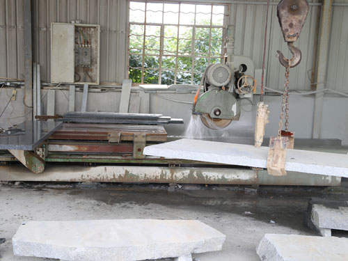 臨沭青雪花青采石礦場及切割加工